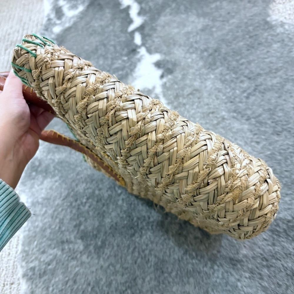 Universal Thread Straw Mini Tote - Picture 11 of 15